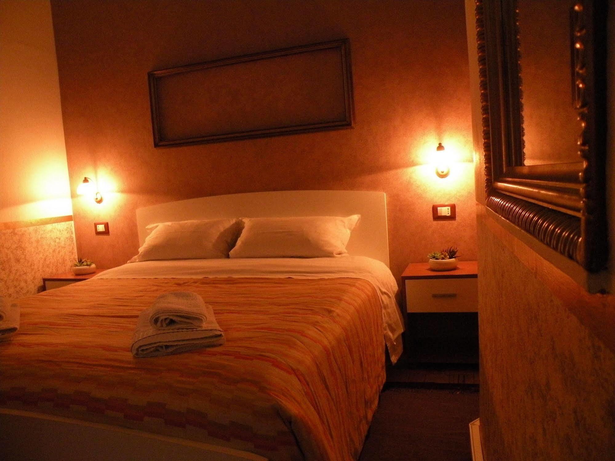 Hostel Josef Παλέρμο Εξωτερικό φωτογραφία